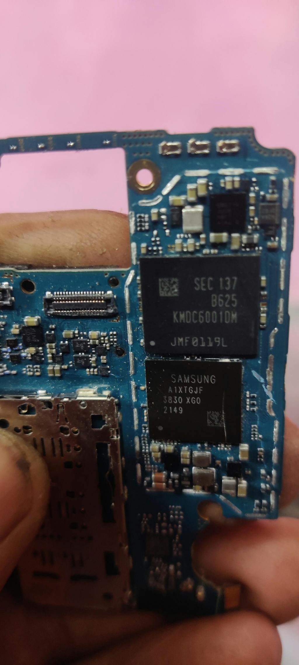 KMDD60018M B320 (3/32GB) Mobile Parts Wala