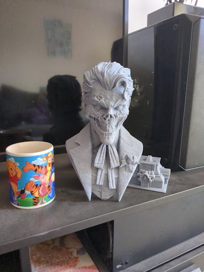 Joker Dceased - Bust - 3d Printed Model Kit - Fan Art (Unpainted)