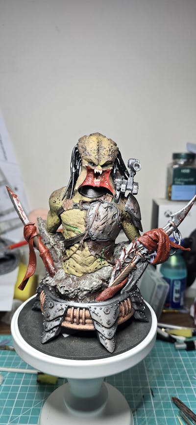 Predator Bust  8th scale 3D printed model.  Fan Art