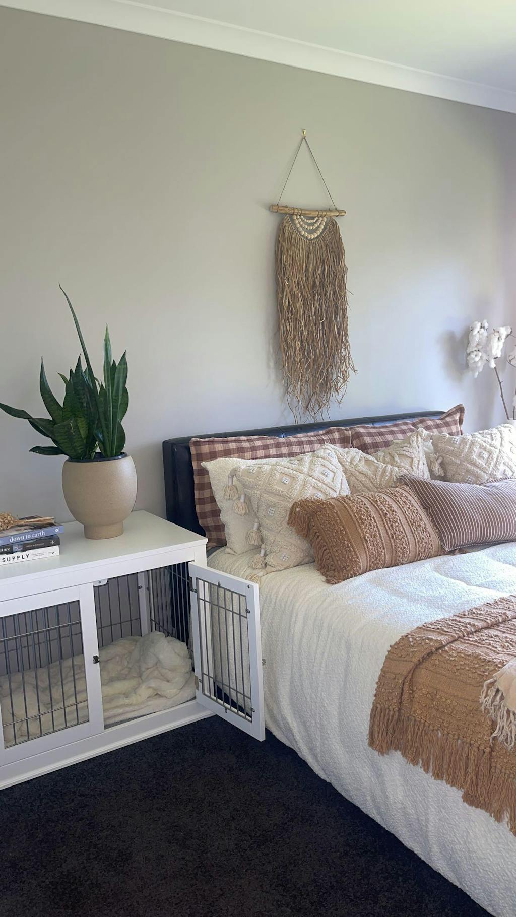 Solid Top Wooden Dog Crate, White Modern Pets