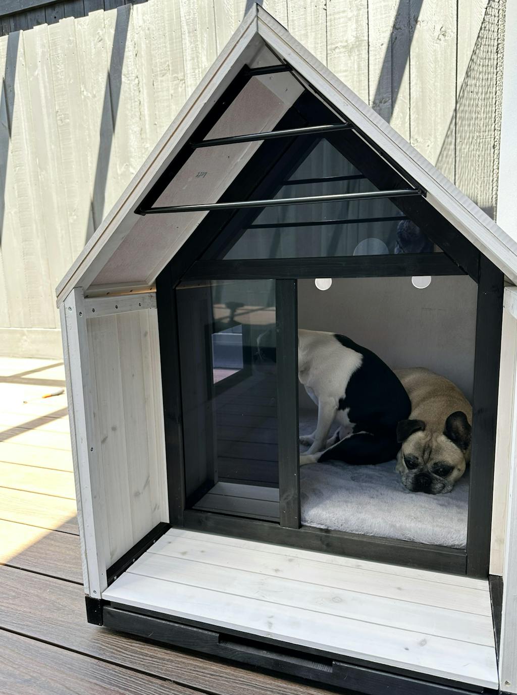 Nordic Modern White Dog House, Timber Dog Kennel - Modern Pets