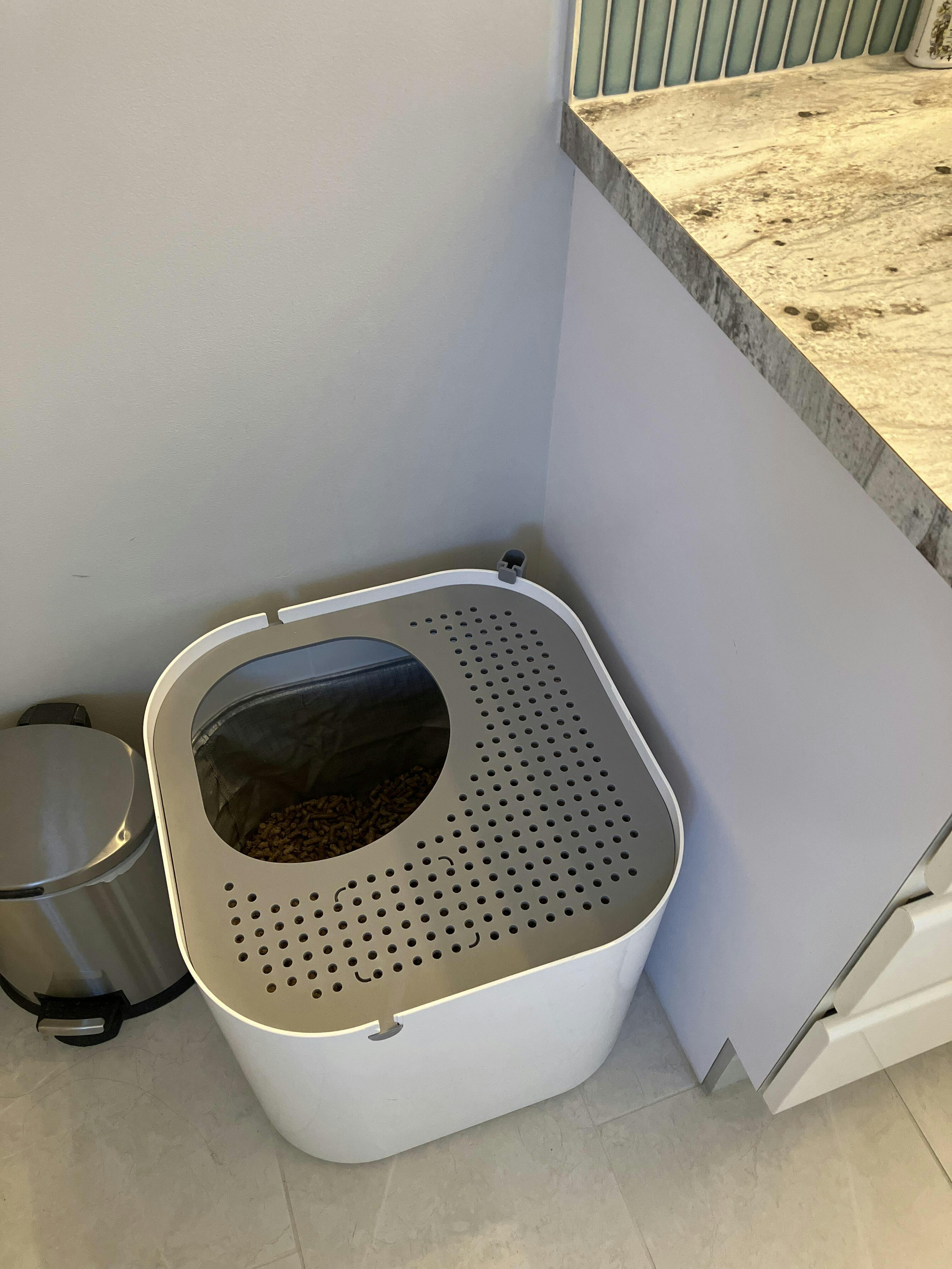Square Top Entry Litter Box Modkat