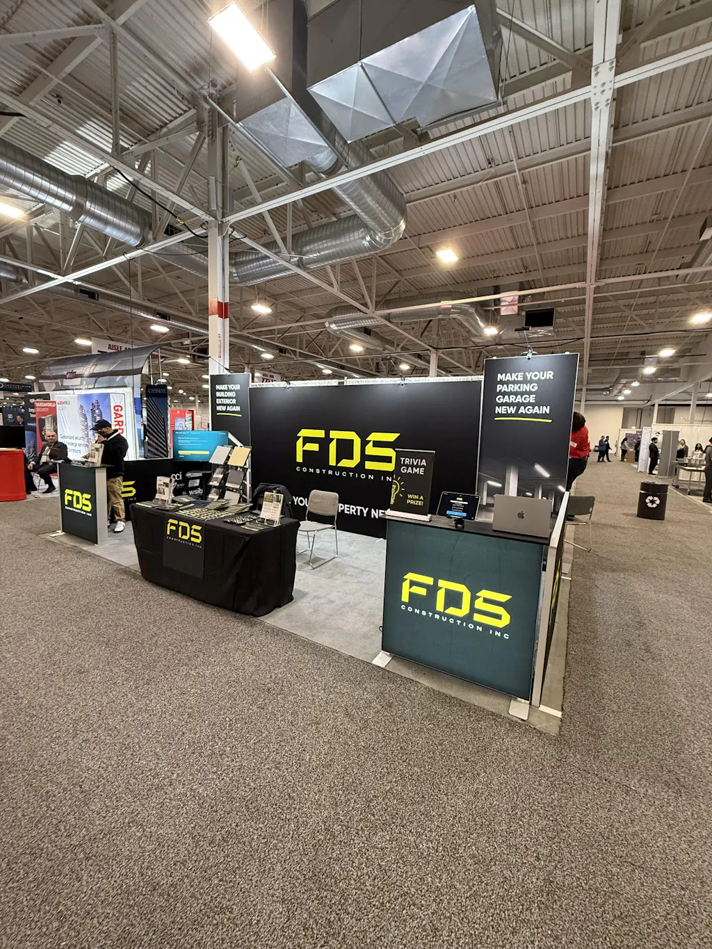 20' SEG Exhibit Kit - Style 5