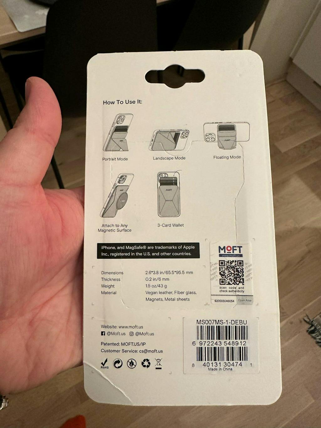 MOFT Snap-On - stojak na telefon i portfel (kompatybilny z MagSafe®)