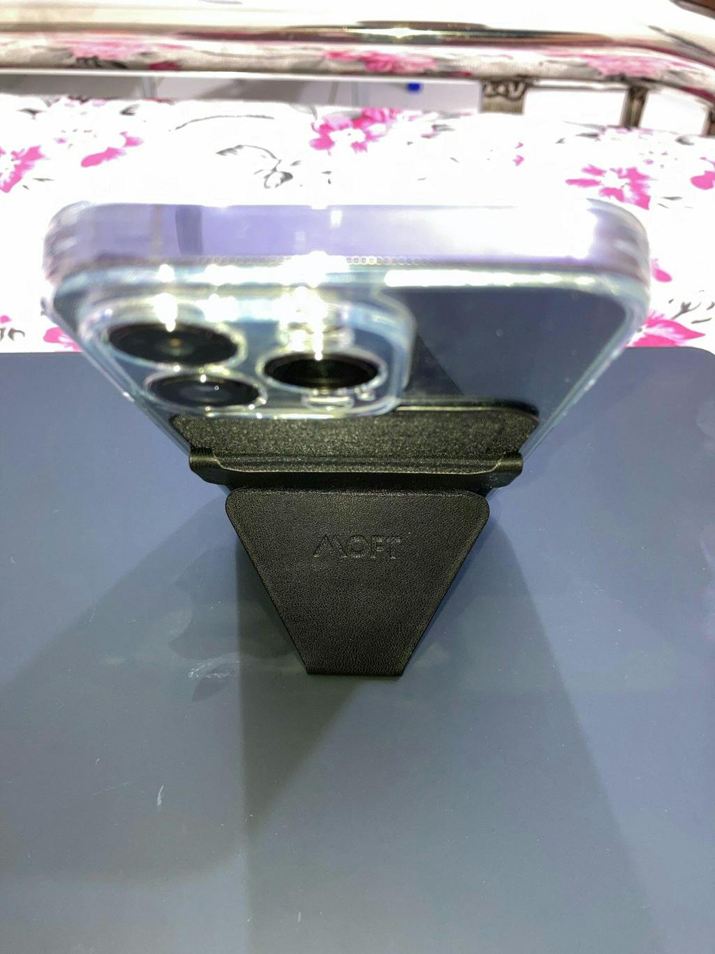 MOFT Snap-On - stojak na telefon i portfel (kompatybilny z MagSafe®)