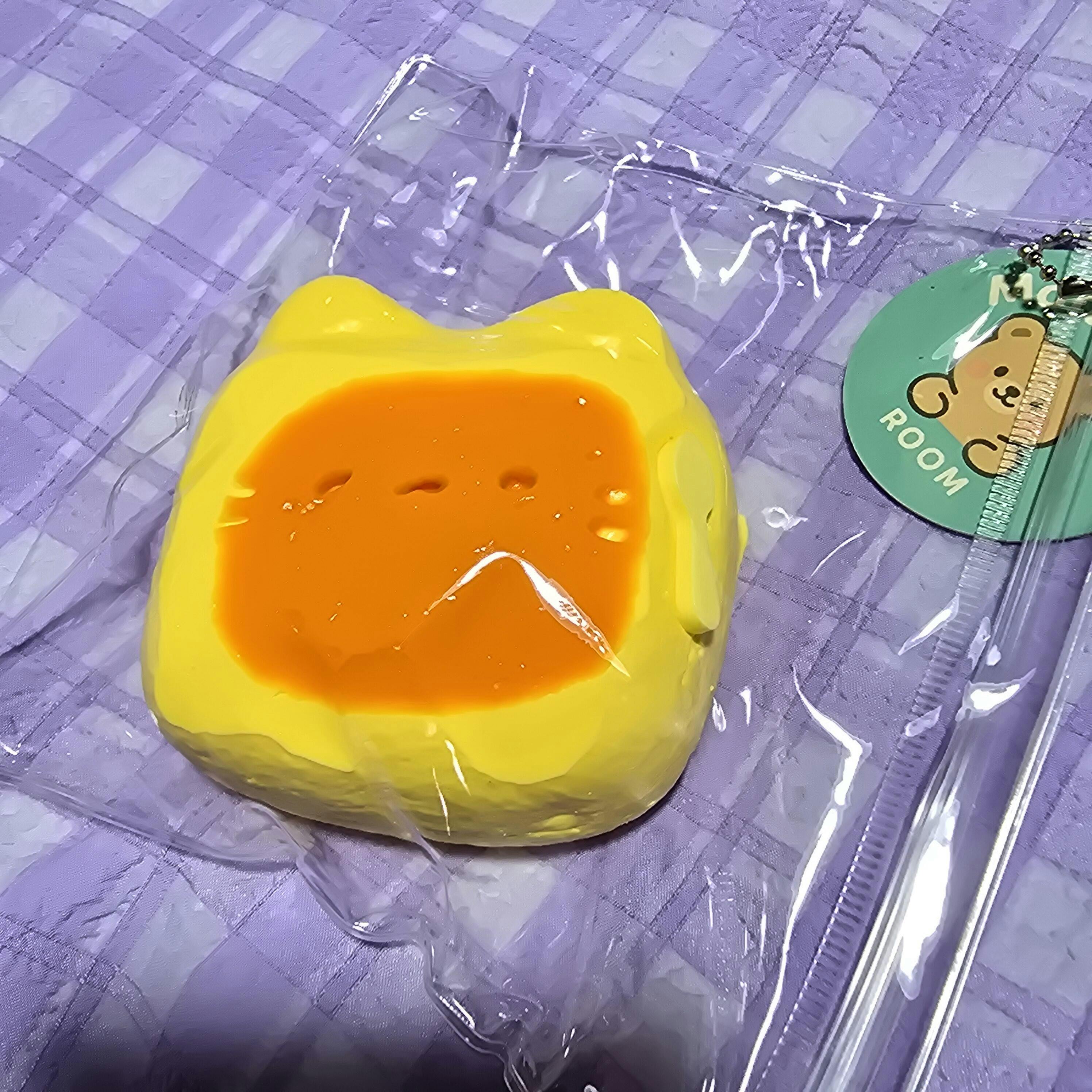 トースト スクイーズ 子猫 – MofuMofu Room