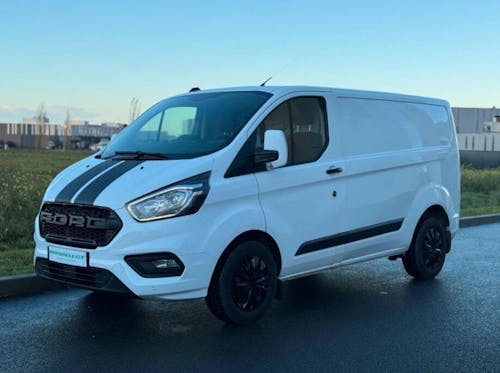 Grille de pare-chocs avant noire mate de style Ford Transit Custom Raptor 2018-2023 avec 3 LED