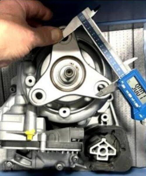 Boîtier de Transfert BMW 27108643149 / 27107649718 - ATC35L Reconditionné