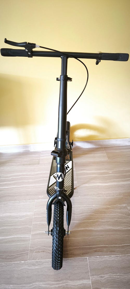 12" Trottinette pliable à gros pneus en caoutchouc à roulement doux et amortissant les chocs pour adultes et adolescents