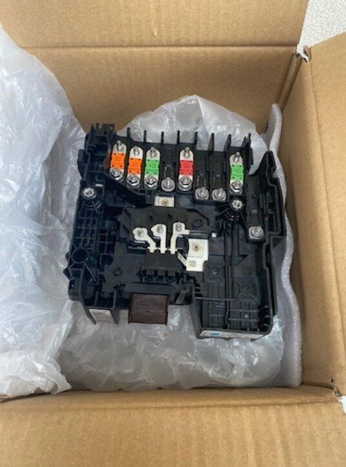 Fuse Box Voltage Module 9675350380 Pour Citroen C4 Picasso Peugeot 3008 5008