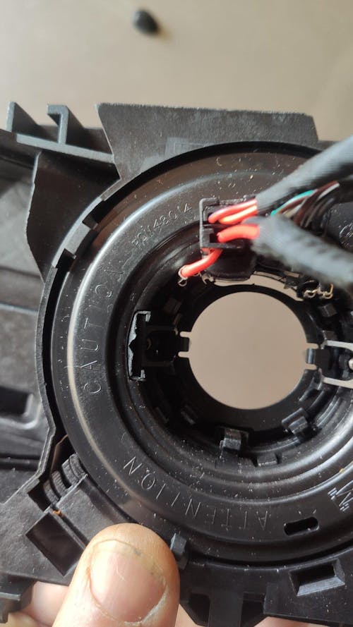 2005-2012 Renault Clio III contacteur ressort tournant 8201590627 générique