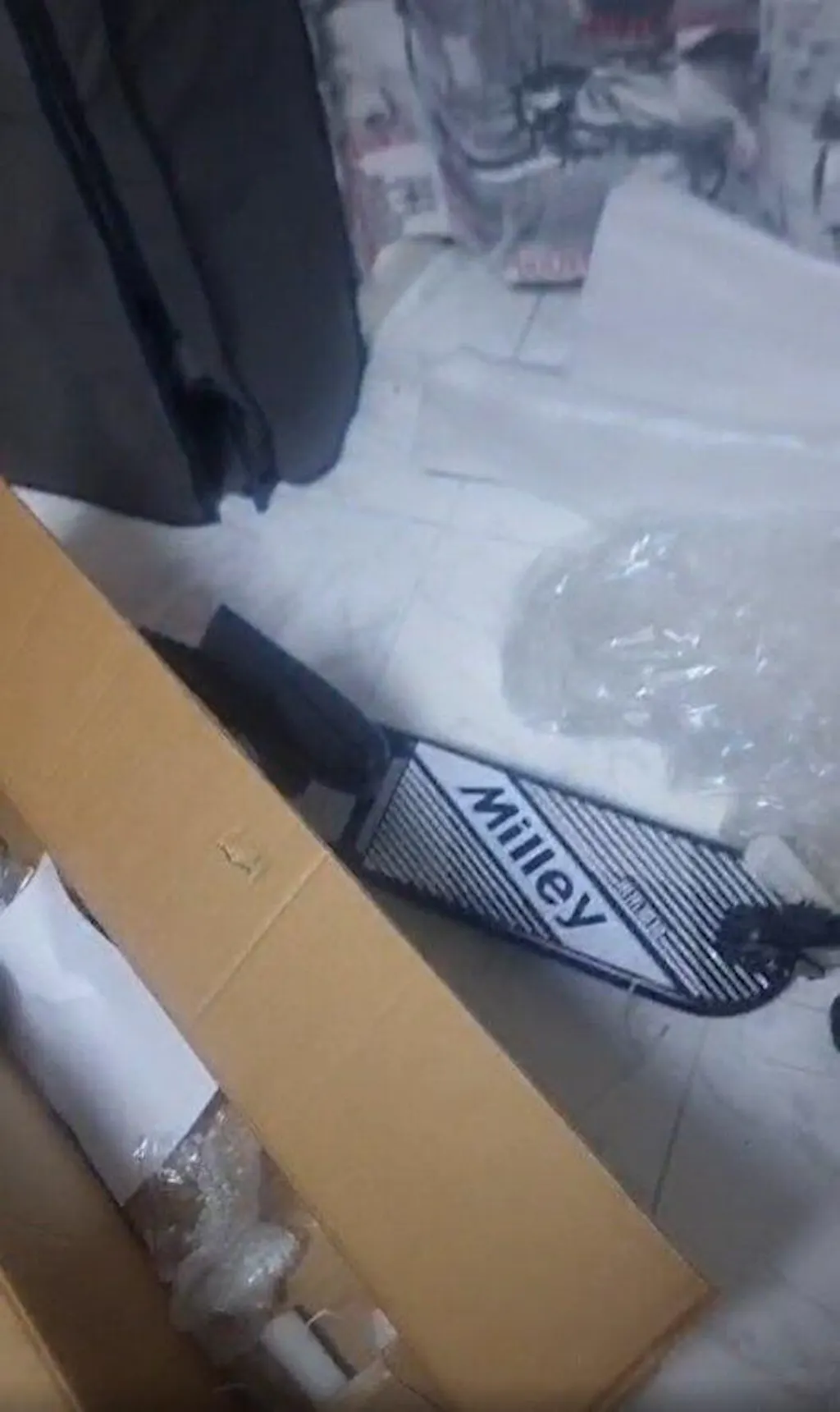 12" Trottinette pliable à gros pneus en caoutchouc à roulement doux et amortissant les chocs pour adultes et adolescents