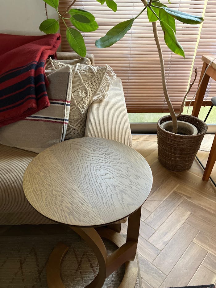 ロータス サイドテーブル（W400×D400×H560）