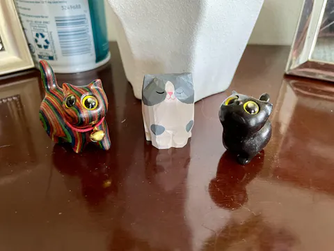 Komi Carved Wooden Cat