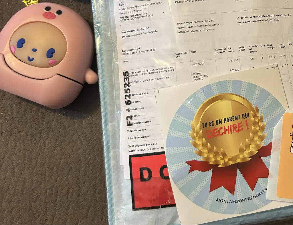 Tampon pour marquer Prénom Personnalisé - Crèche et École  Petit Cœur Rose