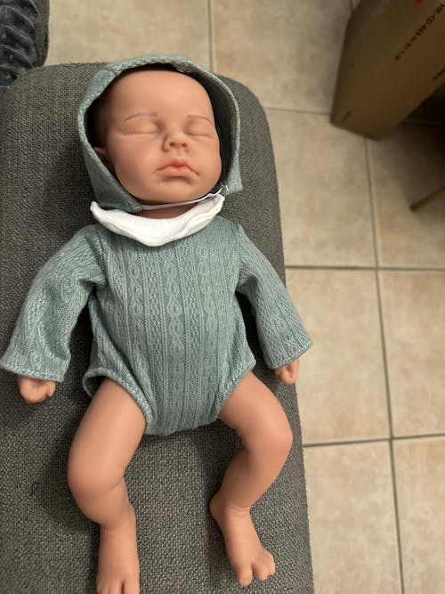 30cm Full Silicone Closed Eyes Loulou Reborn Doll Girl in Green Clothes