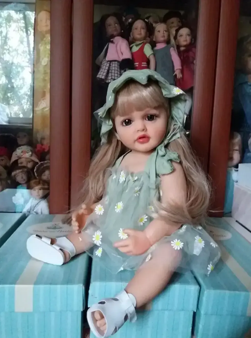 55cm Open Eyes Long Blonde Hair Betty Reborn Baby Girl In Green Daisy Outfits