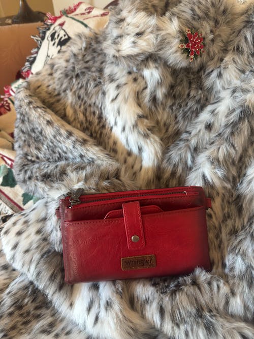 Wrangler Dual Zipper Crossbody Bag