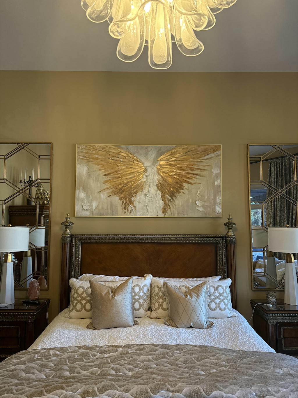 GOLDEN WINGS: Textured Abstract Painting, Gold and Beige Wall Art, Panoramic Canvas, Modern Decor