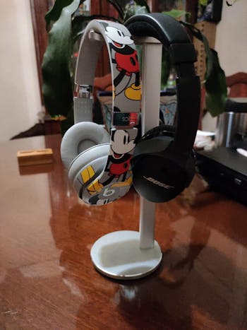 Soporte con base  para Audífono - Aluminio