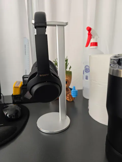 Soporte con base  para Audífono - Aluminio