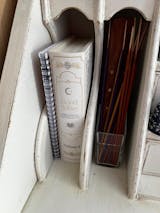 Hvit Bokformet Oppbevaringsboks