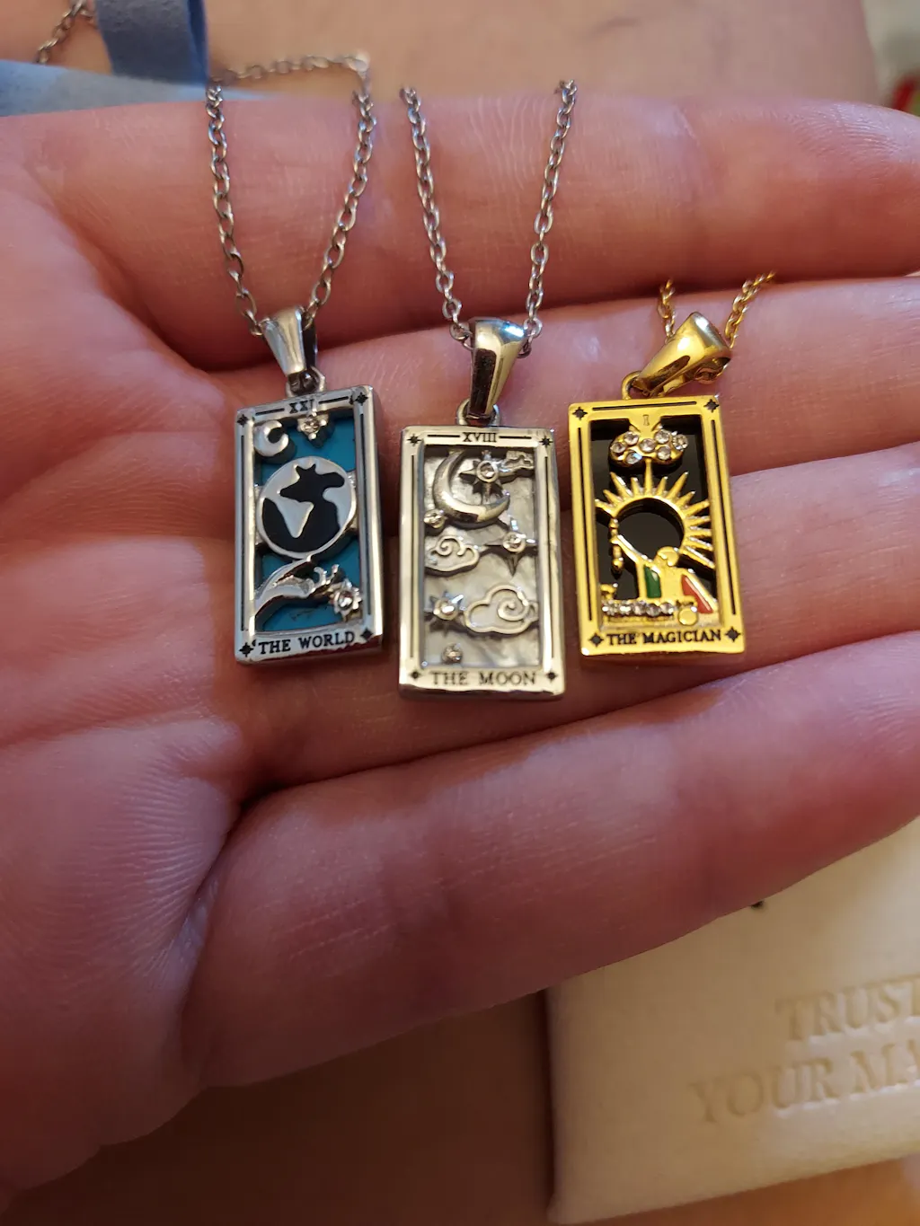 LET FATE CHOOSE YOUR NECKLACE