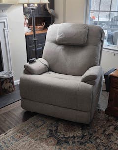 Zecliner Power Lift Recliner With Adjustable Power Headrest And Lumbar Support (Up To 300 Lbs.)