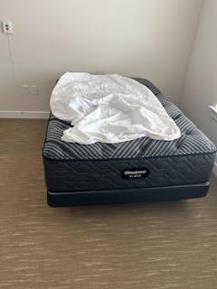 Queen Beautyrest Black Medium Series 1 Mattress