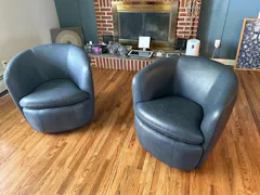 Kierreys Swivel Chair