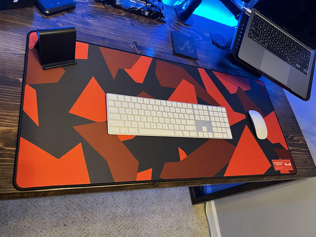 Moradness Red Camo Desk Pad