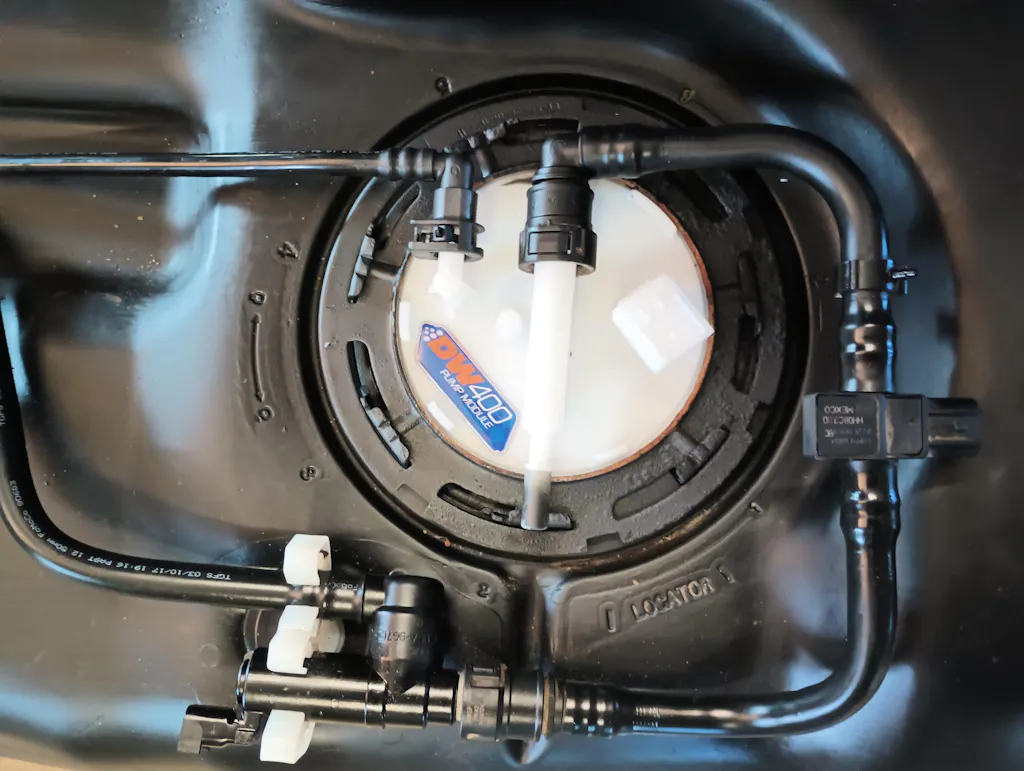 15-24 Ford F-150 DeatschWerks 9-437-7233 DW400 Performance Module