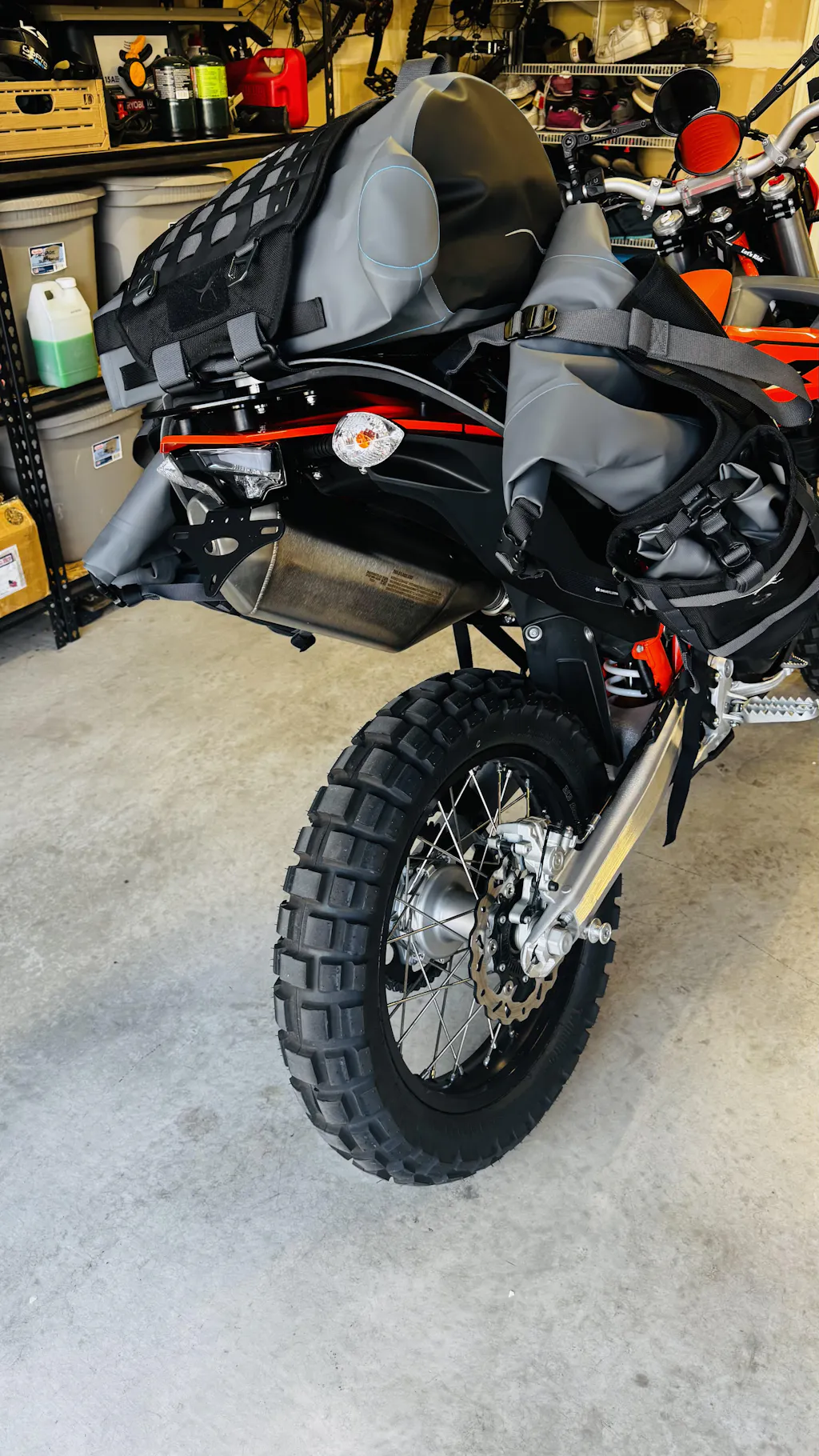 Reckless 80L V4.0 Motorcycle Luggage System | Mosko Moto