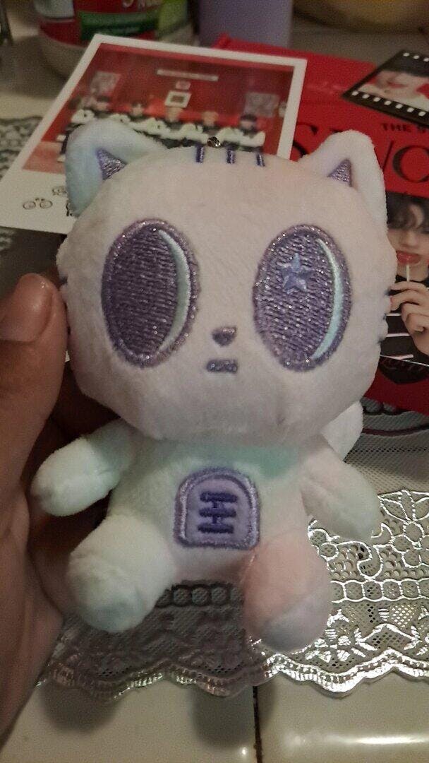 TXT PPULBATU X SANCTUARY PLUSH KEYRING
