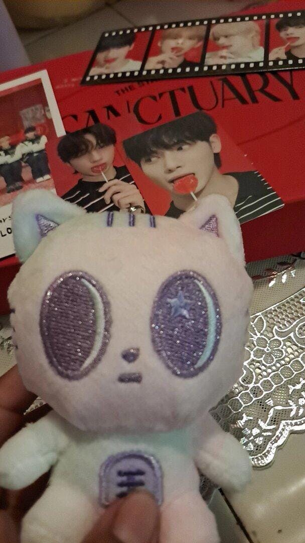 PPULBATU X SANCTUARY CHOI YONG MEONG スビン TOMORROW X TOGETHER - PPULBATU X SANCTUARY RAINBOW PLUSH KEYRING