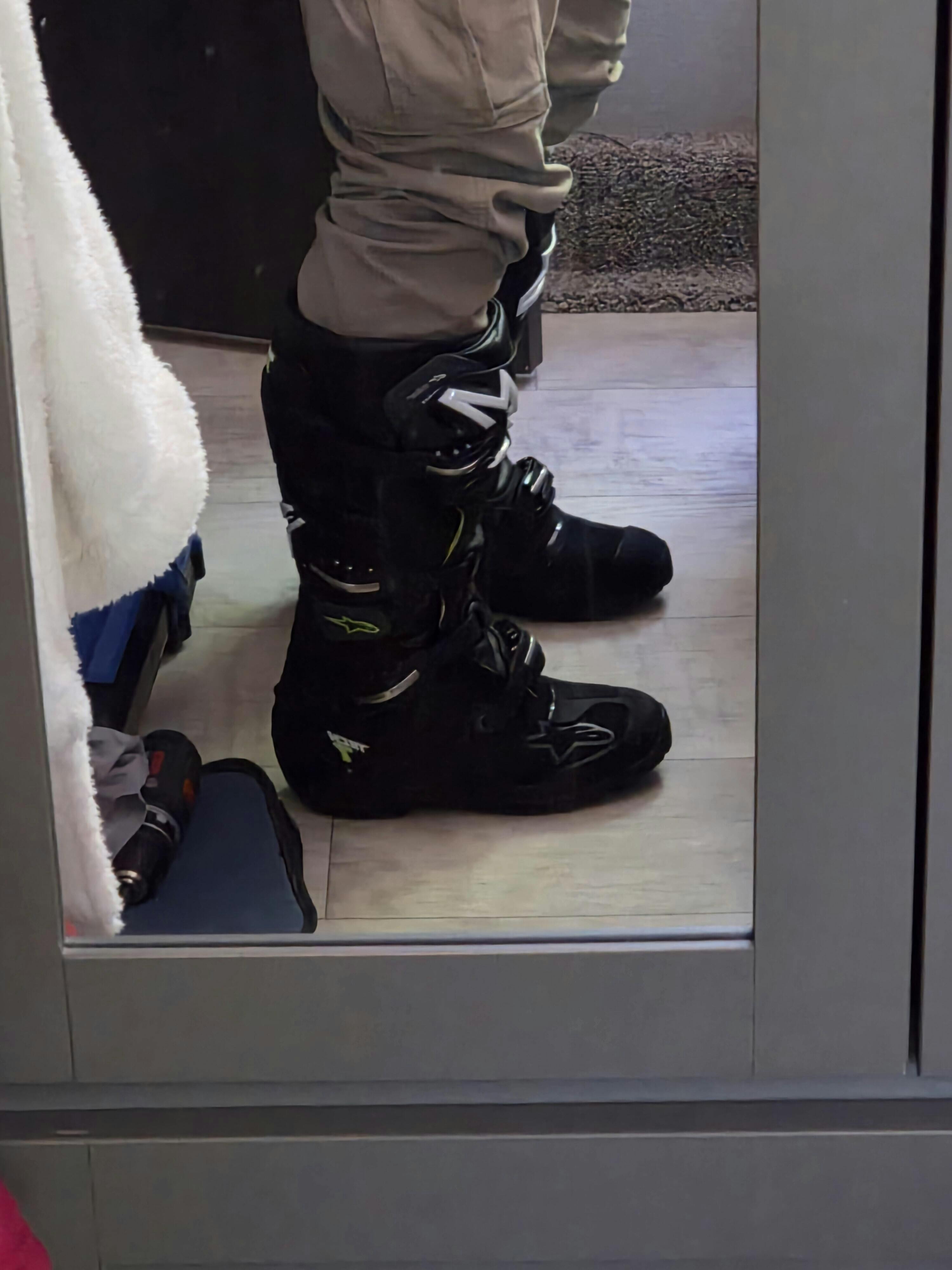 Alpinestars Tech 7 Enduro Drystar Black/Gray Boots - CLOSEOUT