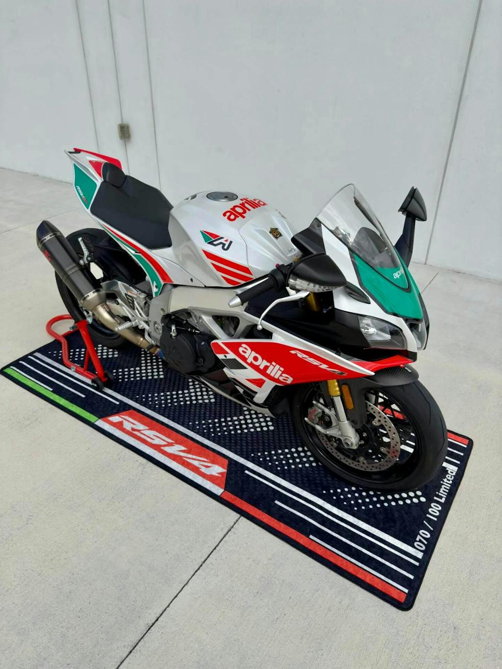 Custom Motorcycle Pit Mat