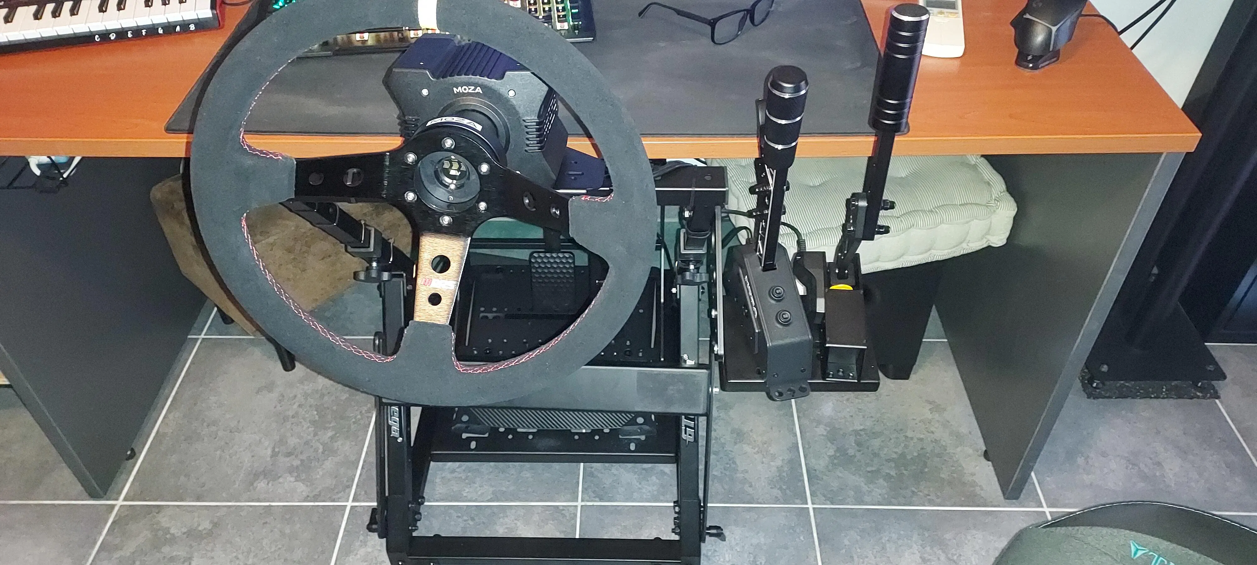 MOZA SGP Sequential Shifter – All-Metal Sequential Gearbox with RGB ...