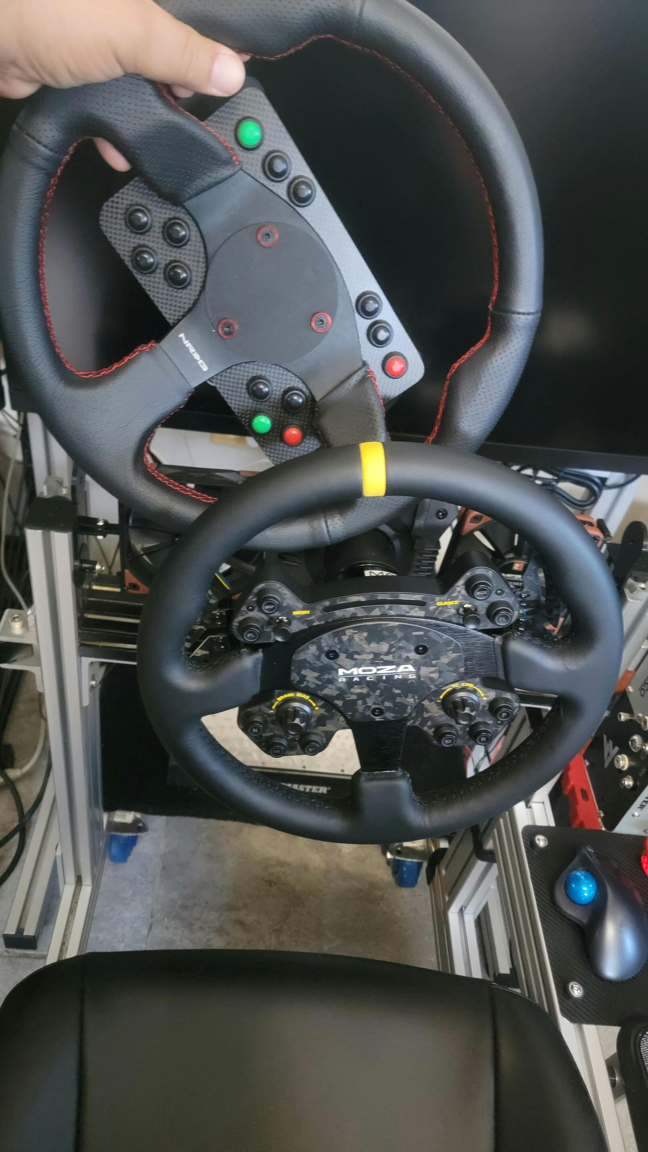 RS V2 Steering Wheel - MOZA Racing | High-Performance Racing Simulators