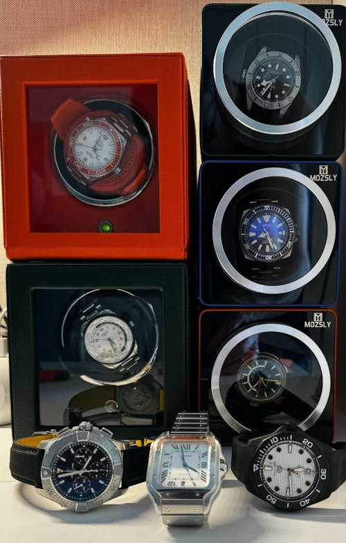 MOZSLY® Single Watch Winder - Black Leather