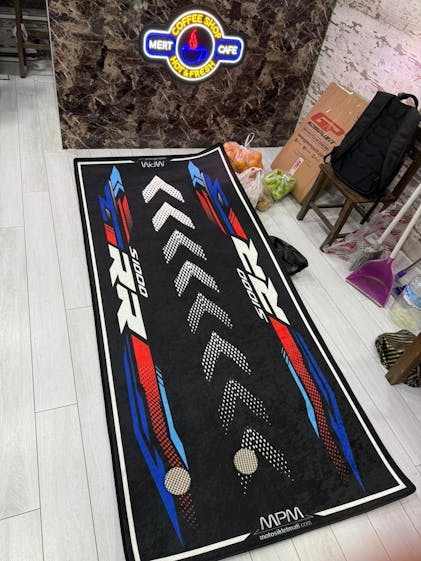 Kawasaki Ninja ZX-6R KRT Edition İçin Tasarlanmış Motosiklet Matı