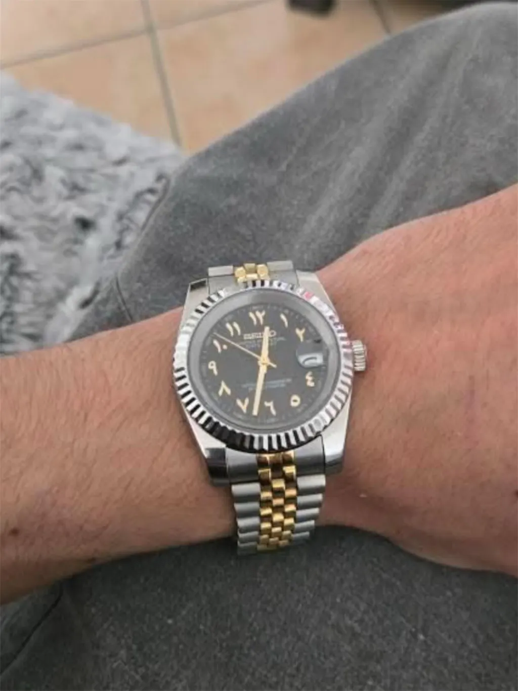 SEIKO MOD | ARABIC DIAL SILVER BLACK GOLD