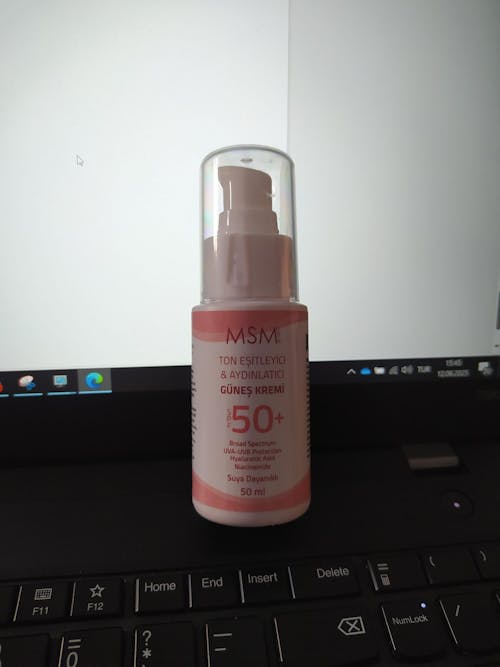 Ton Eşitleyici & Aydınlatıcı Güneş Kremi