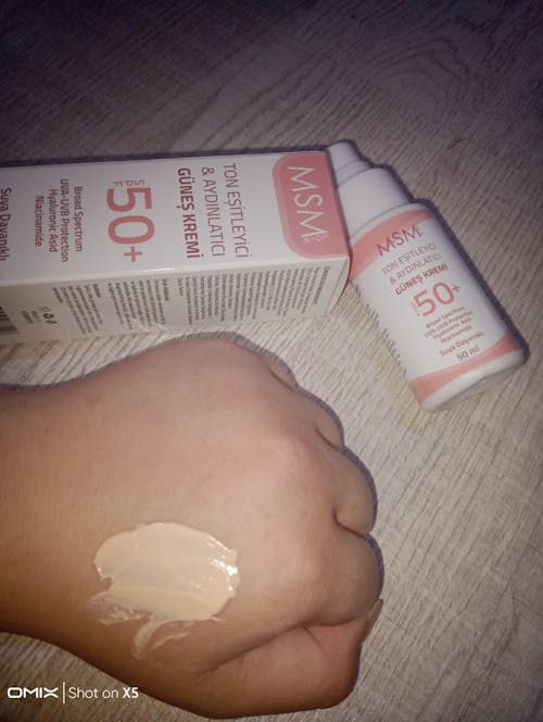 Ton Eşitleyici & Aydınlatıcı Güneş Kremi