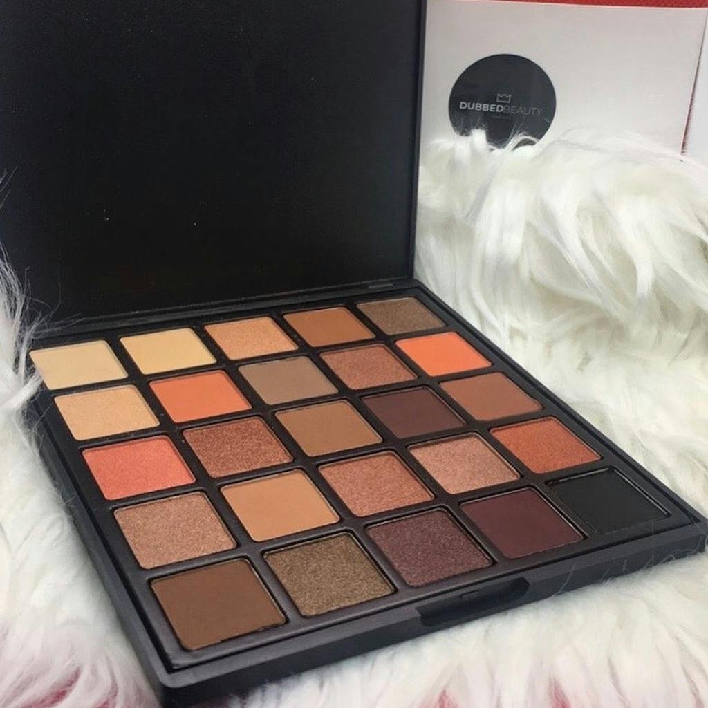 25 Colors Black Eyeshadow Palette