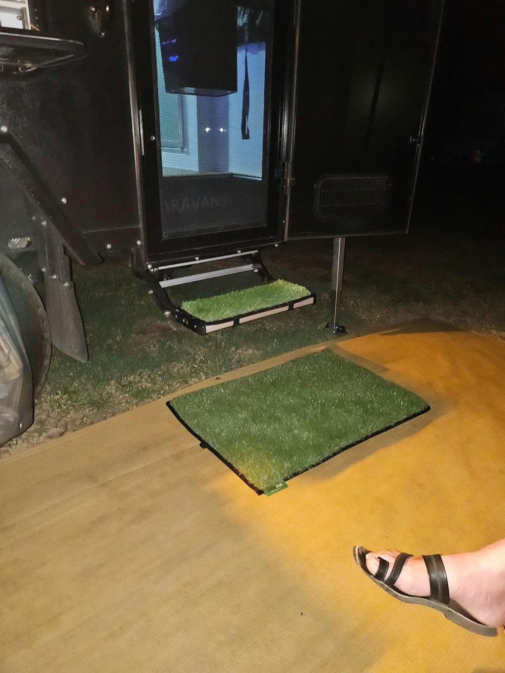 muk mat Pull-Out Step Mat