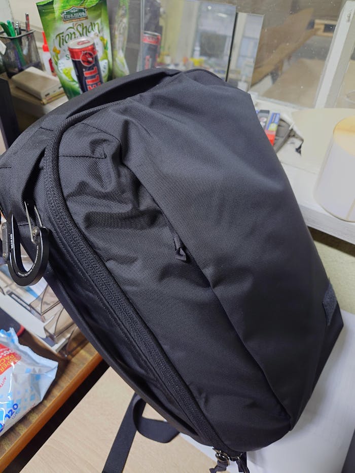 Civic Panel Loader 16 L Backpack