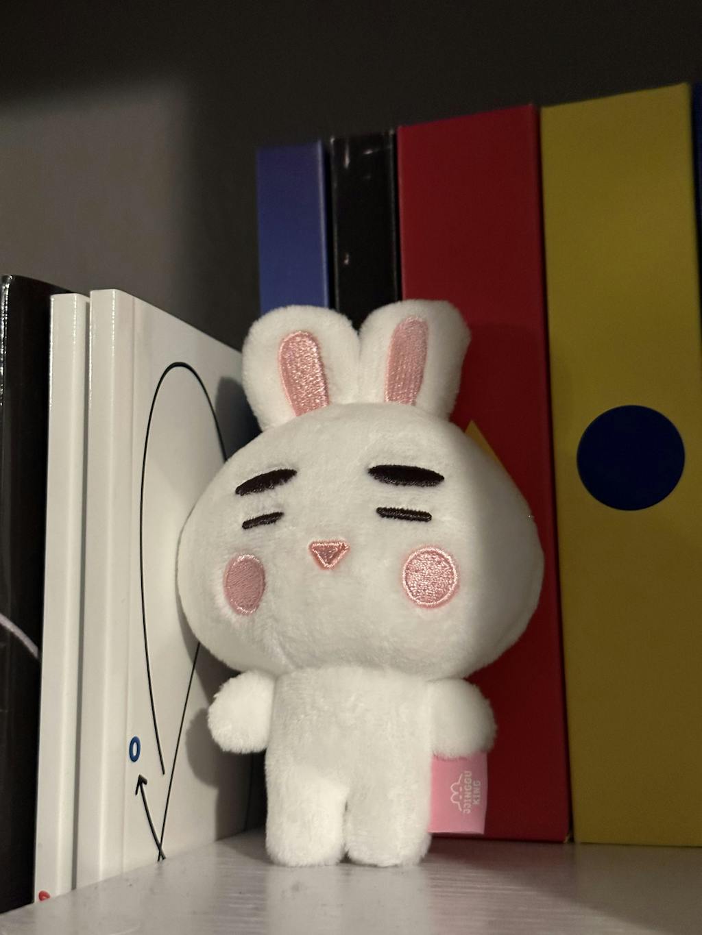 新品未開封 SHINee 10cm doll MINHO VER SHINee MINHO 10CM DOLL THE MOMENT OF Shine POP-UP OFFICIAL