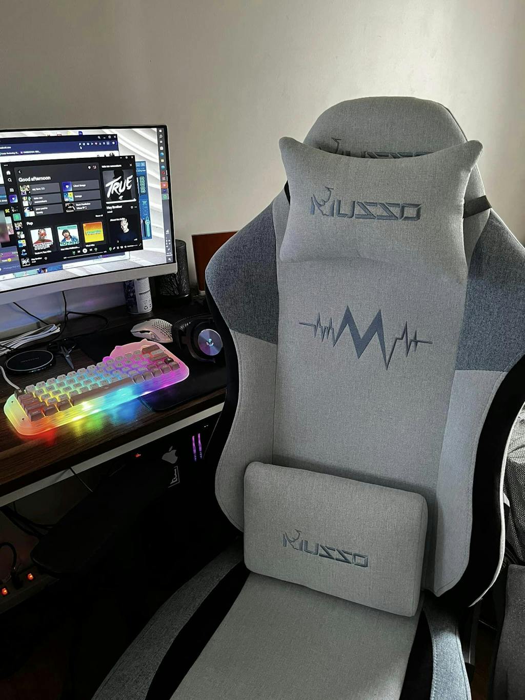 MUSSO Aeolus Series Fabric Computer Gaming Chair Heartbeats 199C XL SI