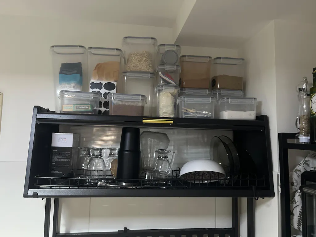 Set 24 contenedores plásticos con tapa - muymo hogar